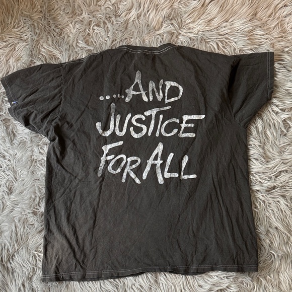 Graphic oversized T-Shirt - Picture 2 of 3